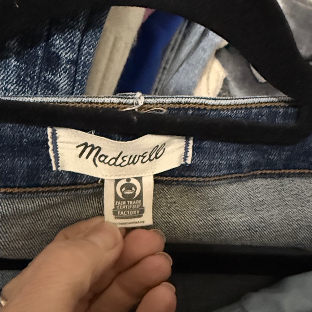 Women's madewell Blue Jeans - Picture 3 of 5